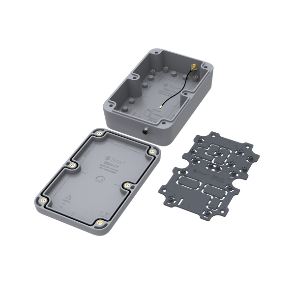 Unify Enclosure IP67 150x100x45mm | with Pre-Mounted M8 5-Pin Connectors and RP-SMA Antenna