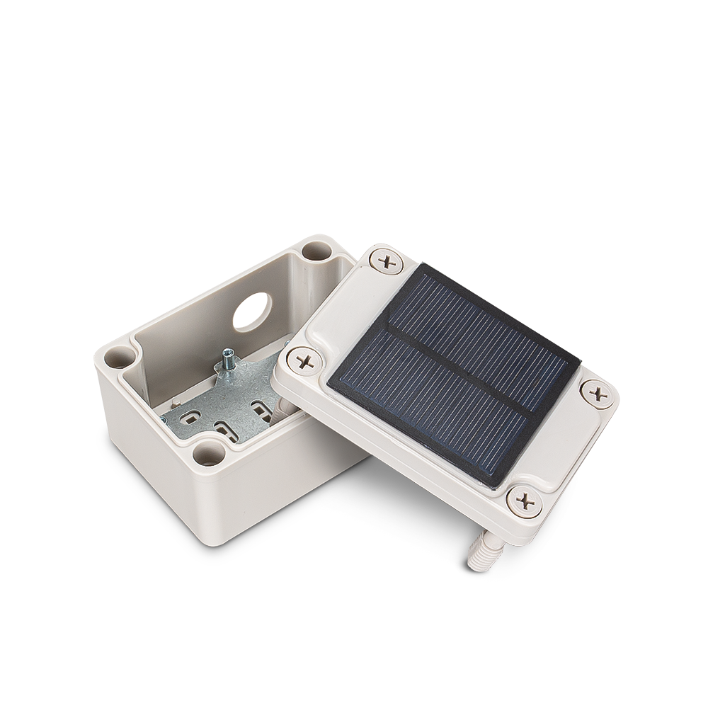 RAKBox-B2 Enclosure with solar panel